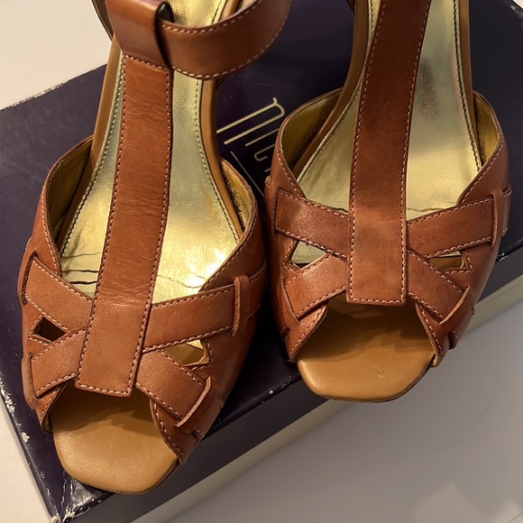 Womens size 91/2 heel tan leather heel by Nickels - Picture 4 of 4